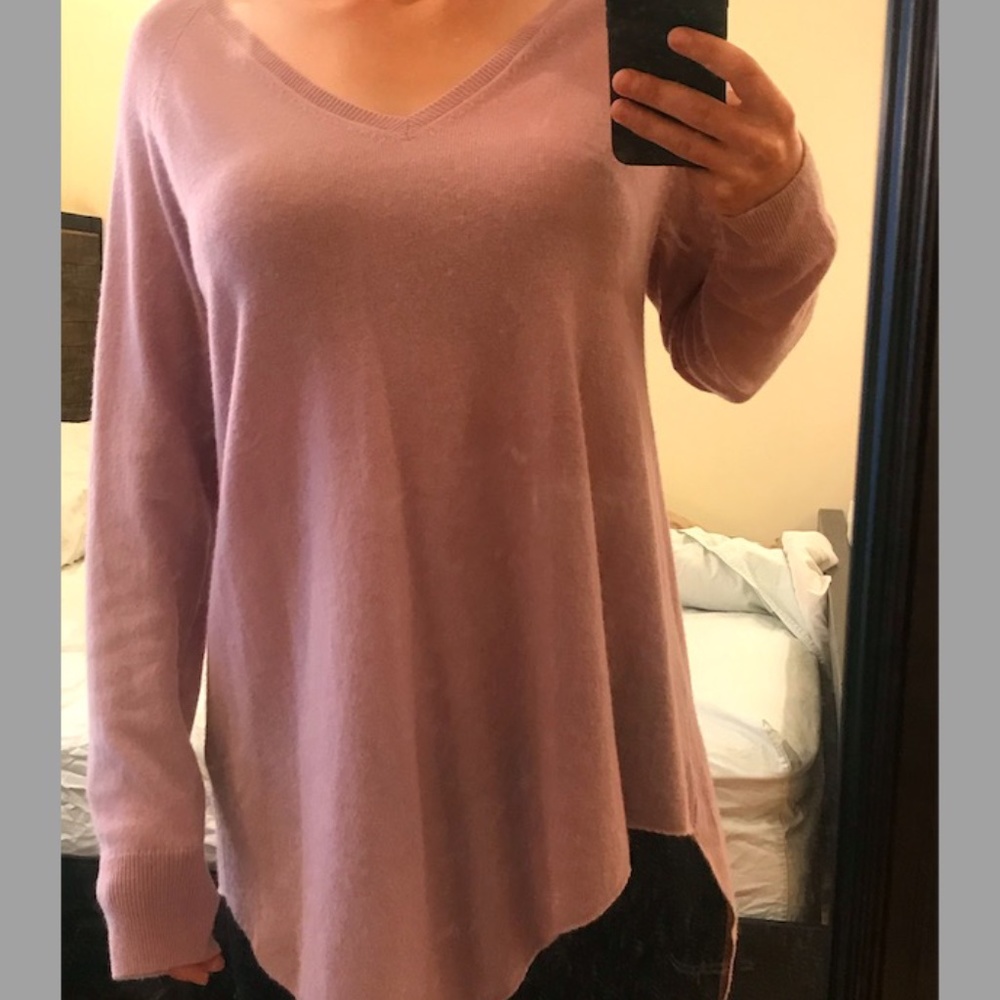 Joie. Tags attached. 100% Cashmere. Mauve, long sleeve. Size L